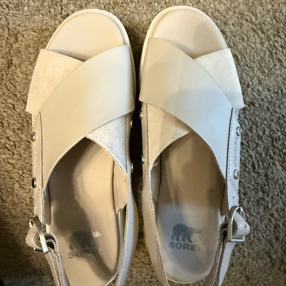 Sorel Women's dayspring Cross-Strap Sandals